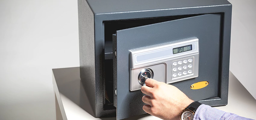 Jewelry Safe Unlocking Service in Artesia, California