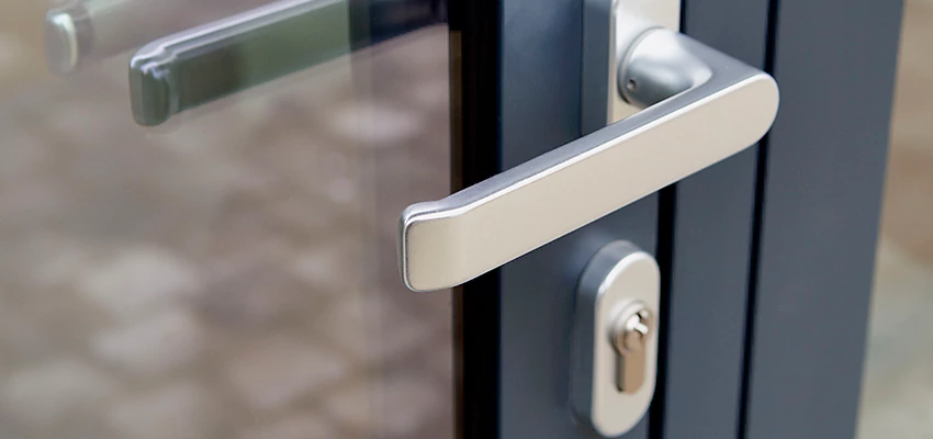 Broken Door Lock Cylinder Repair in Artesia, California