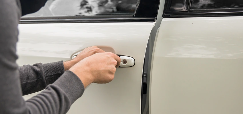 Unlock Car Door Service in Artesia, CA